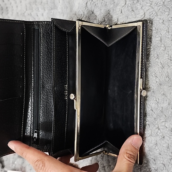 Rare Vintage GUCCI ANNIVERSARY long wallet with coin pouch. - Picture 6 of 12